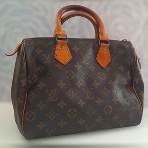 Louis Vuitton Vintage Speedy 25